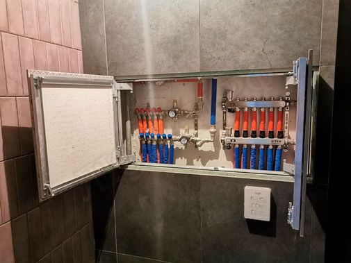 Люк под плитку Секрет 3.0, 2 створки 1250*600 Люк под плитку Секрет 3.0, 2 створки 1250*600